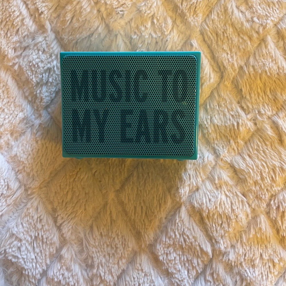 Bluetooth speaker